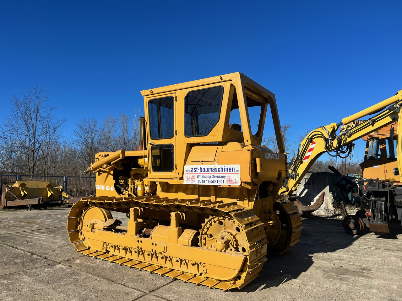 KOMATSU D65-E - Bulldozer: foto 3 KOMATSU D65-E - Bulldozer: foto 3