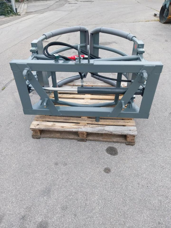 Ballenzange Rundbellenzange Silozange Frontlader Euro Fendt - Pinza: foto 5 Ballenzange Rundbellenzange Silozange Frontlader Euro Fendt - Pinza: foto 5