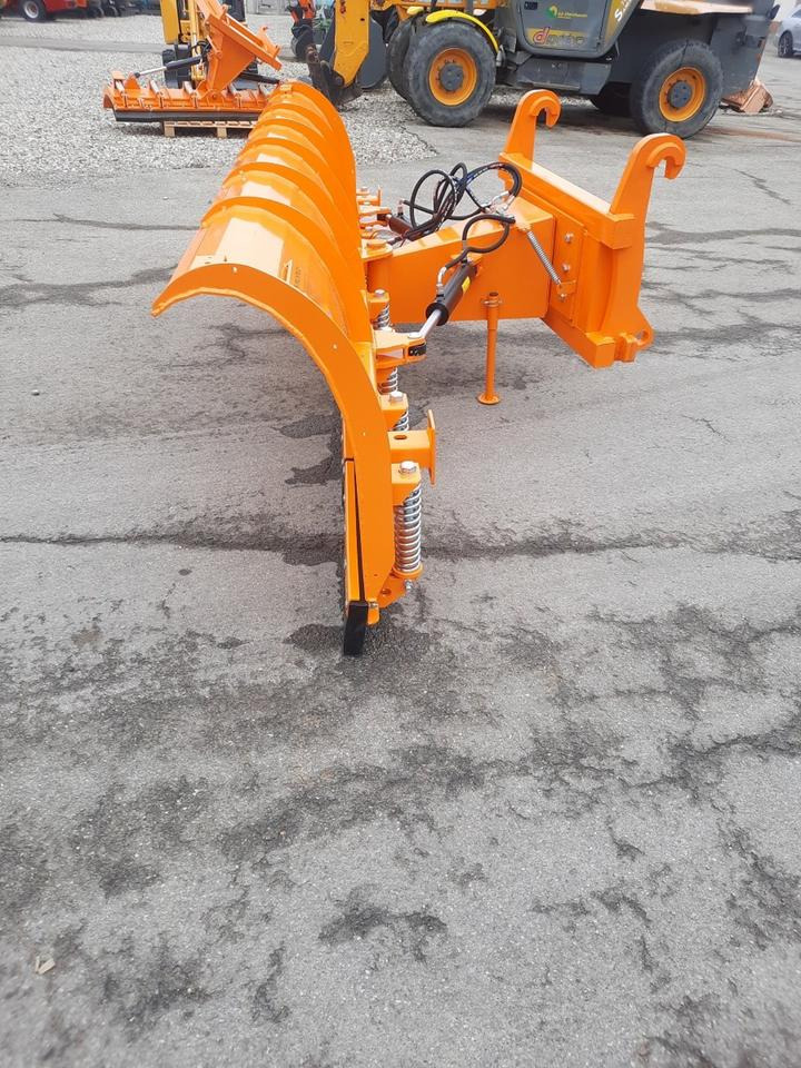 Schneeschild 3,3m Schwer Schlepper Radlader Hoflader Teleskoplade - Cuchilla quitanieves: foto 4 Schneeschild 3,3m Schwer Schlepper Radlader Hoflader Teleskoplade - Cuchilla quitanieves: foto 4