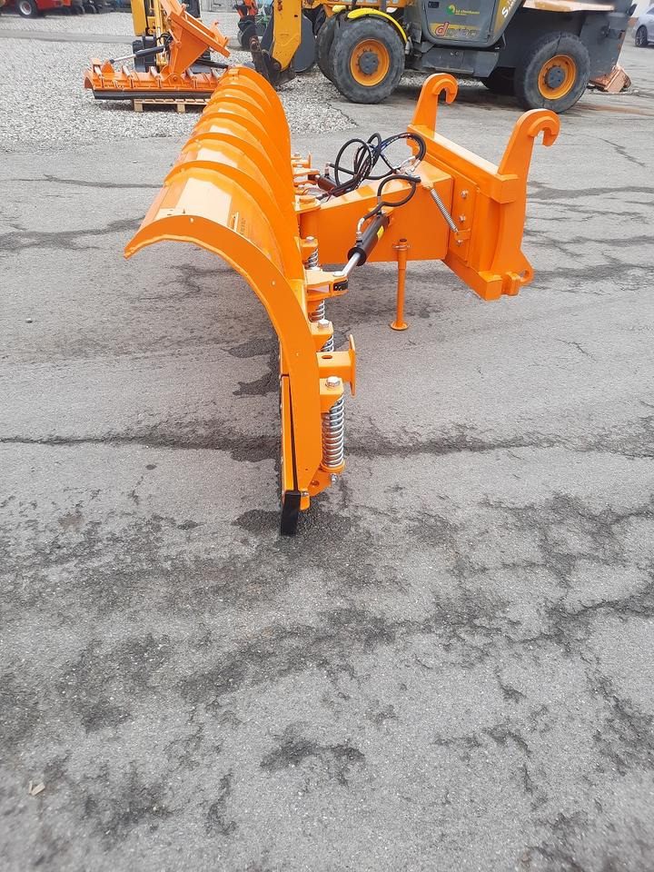 Schneeschild 3,3m Schwer TeleskopladerSchlepper Radlader Hoflader - Cuchilla quitanieves: foto 4 Schneeschild 3,3m Schwer TeleskopladerSchlepper Radlader Hoflader - Cuchilla quitanieves: foto 4