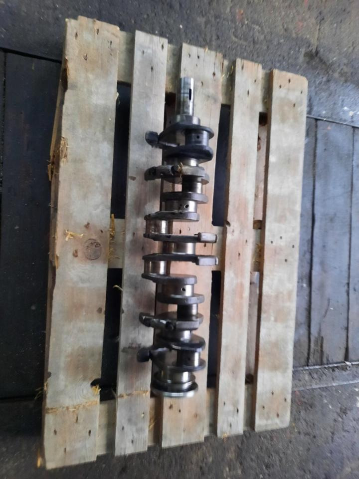 Unimog MB trac Kurbelwelle OM 352 Mercedes Benz - Cigüeñal para Maquinaria agrícola: foto 4 Unimog MB trac Kurbelwelle OM 352 Mercedes Benz - Cigüeñal para Maquinaria agrícola: foto 4