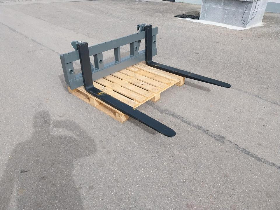 Neue Palettengabel 2,5to 1,5m breit Euro Gabel Frontlader Fendt - Horquillas: foto 1 Neue Palettengabel 2,5to 1,5m breit Euro Gabel Frontlader Fendt - Horquillas: foto 1