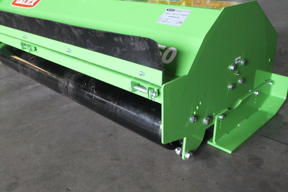 Neuer Mulcher, Schlegelmulcher Talex Eco 2m hydr. Seitenverschub - Desbrozadora de martillos: foto 4 Neuer Mulcher, Schlegelmulcher Talex Eco 2m hydr. Seitenverschub - Desbrozadora de martillos: foto 4