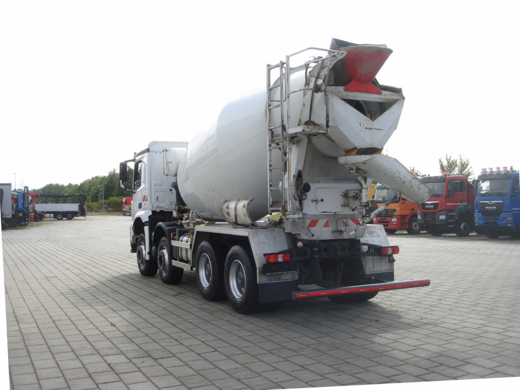 MERCEDES-BENZ Arocs 3240 B 8x4 Betonmischer Deutsch Top AP Achsen - Camión: foto 4 MERCEDES-BENZ Arocs 3240 B 8x4 Betonmischer Deutsch Top AP Achsen - Camión: foto 4