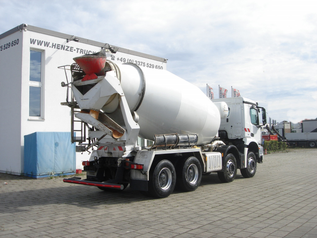 MERCEDES-BENZ Arocs 3240 B 8x4 Betonmischer Deutsch Top AP Achsen - Camión: foto 3 MERCEDES-BENZ Arocs 3240 B 8x4 Betonmischer Deutsch Top AP Achsen - Camión: foto 3