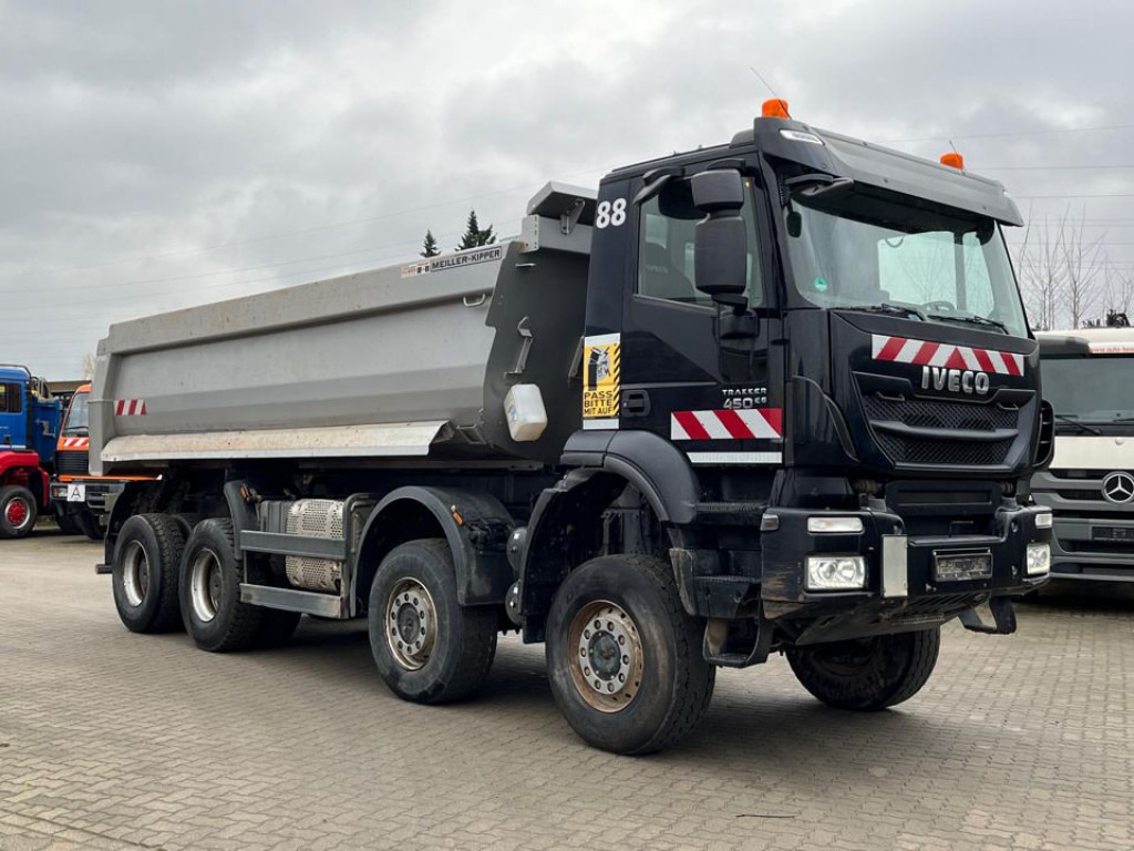 IVECO-MAGIRUS TRACKER AD450TW 4 Achs Muldenkipper Meiller - Dúmper: foto 5 IVECO-MAGIRUS TRACKER AD450TW 4 Achs Muldenkipper Meiller - Dúmper: foto 5
