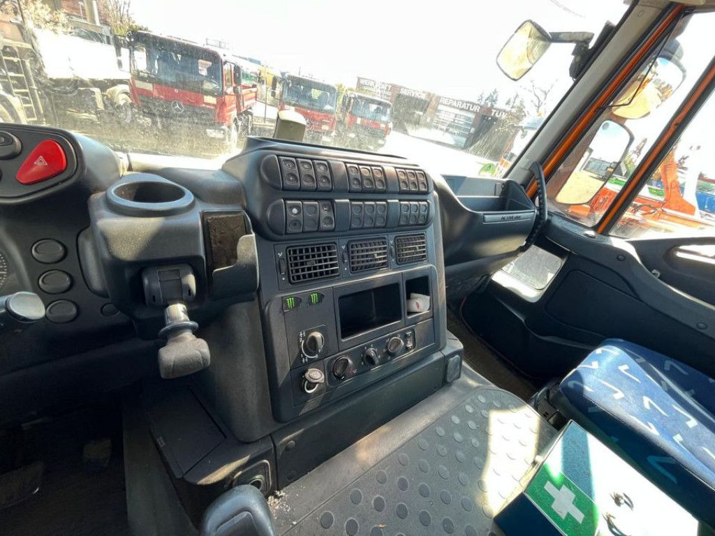 Camión volquete Iveco TRACKER AD260T50 6x4 3-Achs Kipper Schalter, Bla: foto 10