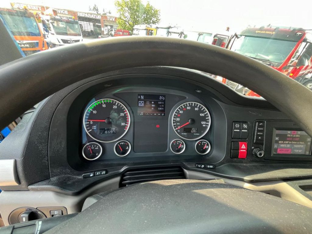 Leasing para  MAN TG-S 26.500 6x6 BB 3-Achs Allradkipper Bordmatik MAN TG-S 26.500 6x6 BB 3-Achs Allradkipper Bordmatik: foto 8