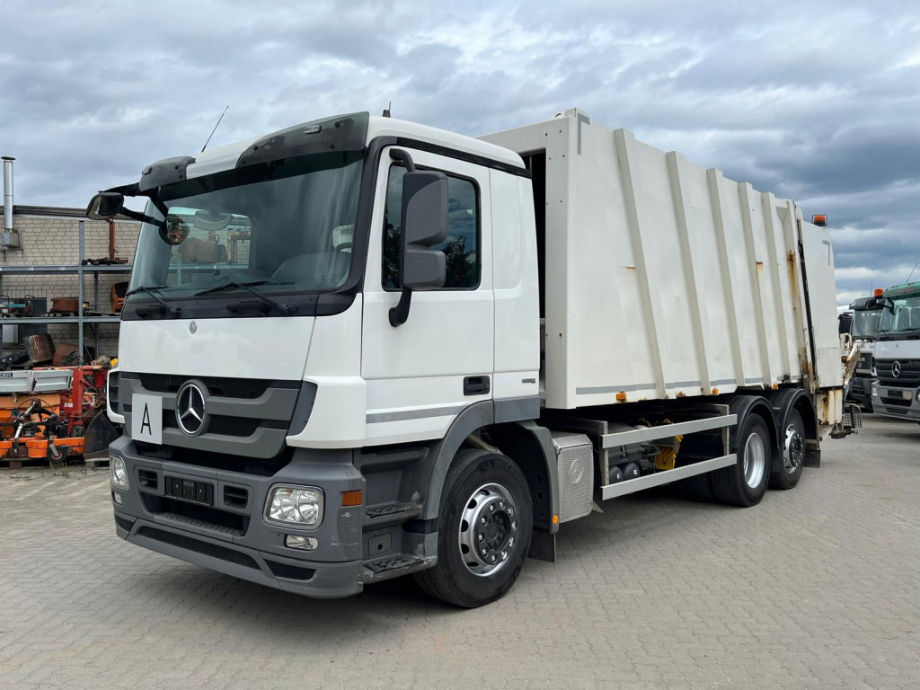 MERCEDES-BENZ Actros 2532 L 6x2 Müllwagen Faun Powerpress 25m³ - Camión de basura: foto 1 MERCEDES-BENZ Actros 2532 L 6x2 Müllwagen Faun Powerpress 25m³ - Camión de basura: foto 1