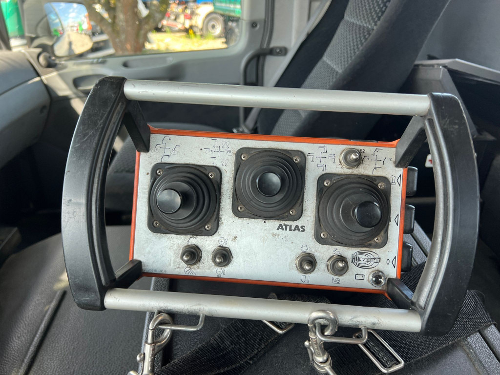 MERCEDES-BENZ Actros 2541 L6x2 Abrollkipper mit Kran Funk+Greiferst - Camión multibasculante, Camión grúa: foto 2 MERCEDES-BENZ Actros 2541 L6x2 Abrollkipper mit Kran Funk+Greiferst - Camión multibasculante, Camión grúa: foto 2