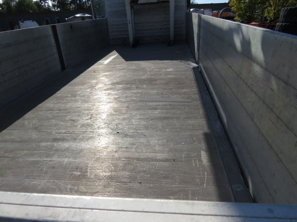 MERCEDES-BENZ Actros 2541 L6x2 Pritsche Heckkran Funk - Camión caja abierta, Camión grúa: foto 4 MERCEDES-BENZ Actros 2541 L6x2 Pritsche Heckkran Funk - Camión caja abierta, Camión grúa: foto 4