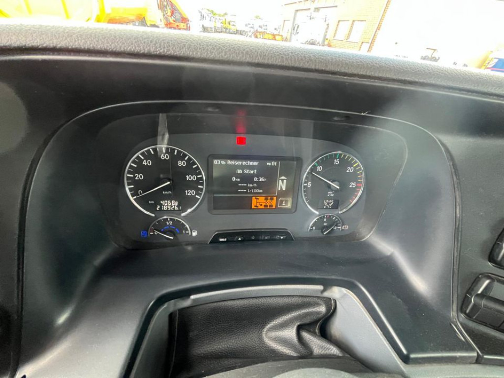 Camión bomba de hormigón MERCEDES-BENZ Actros 2641 6x4  Betonpumpe Schwing S 36 X nur 2786h: foto 12