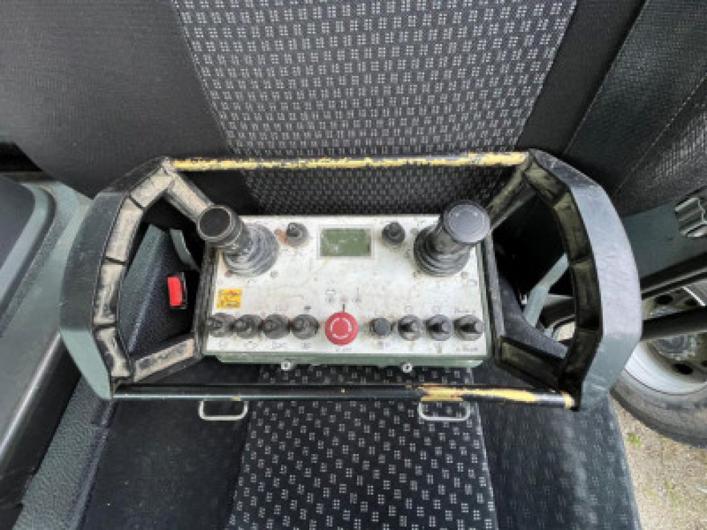 Camión bomba de hormigón MERCEDES-BENZ Actros 2641 6x4  Betonpumpe Schwing S 36 X nur 2786h: foto 7