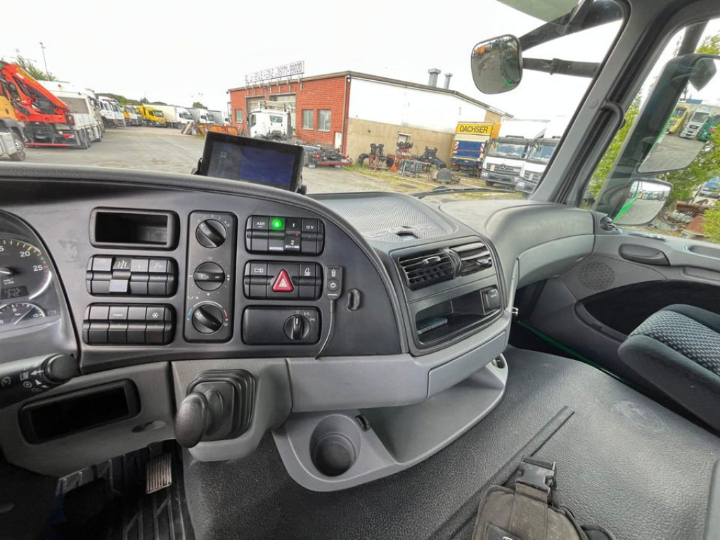 Camión bomba de hormigón MERCEDES-BENZ Actros 2641 6x4  Betonpumpe Schwing S 36 X nur 2786h: foto 14