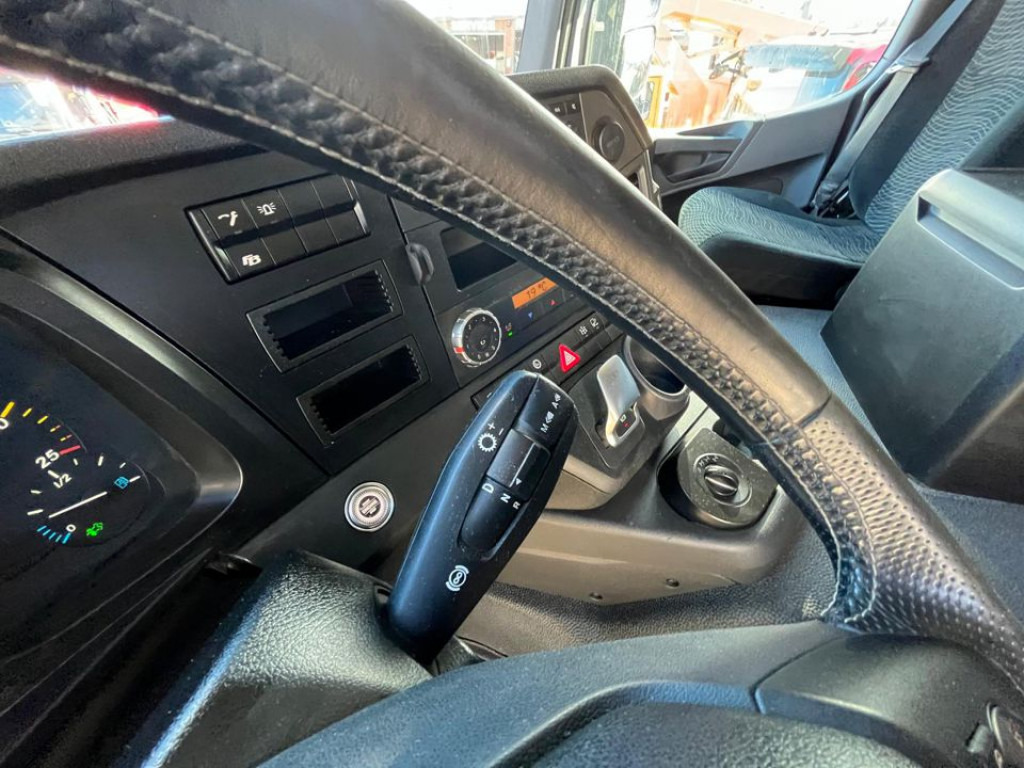 Leasing para MERCEDES-BENZ Arocs 4145 8x8 4 Achs Muldenkipper Meiller MERCEDES-BENZ Arocs 4145 8x8 4 Achs Muldenkipper Meiller: foto 13 Leasing para MERCEDES-BENZ Arocs 4145 8x8 4 Achs Muldenkipper Meiller MERCEDES-BENZ Arocs 4145 8x8 4 Achs Muldenkipper Meiller: foto 13