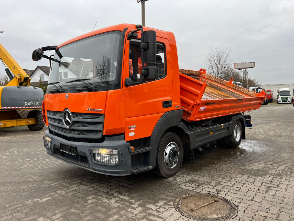 MERCEDES-BENZ Atego 818 K 2-Achs Kipper Schalter - Furgoneta basculante: foto 1 MERCEDES-BENZ Atego 818 K 2-Achs Kipper Schalter - Furgoneta basculante: foto 1