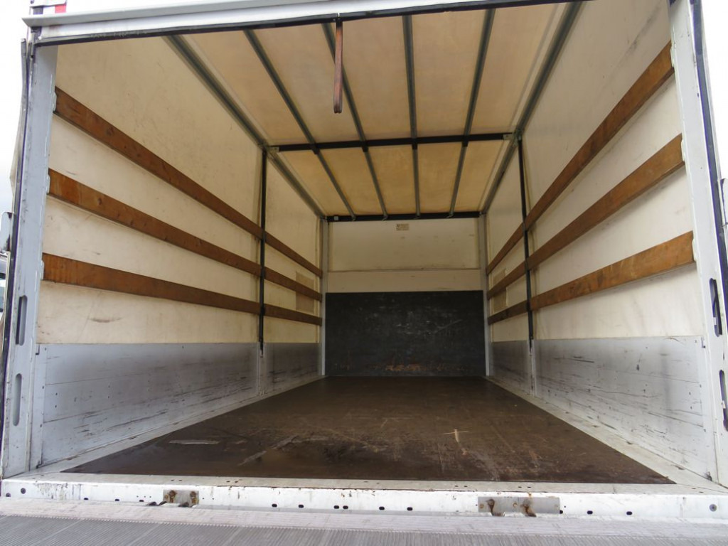 MERCEDES-BENZ Mercedes-Benz Atego Pritsche LBW 818 L LBW 1 to AHK+Luftans - Camión lona: foto 4 MERCEDES-BENZ Mercedes-Benz Atego Pritsche LBW 818 L LBW 1 to AHK+Luftans - Camión lona: foto 4