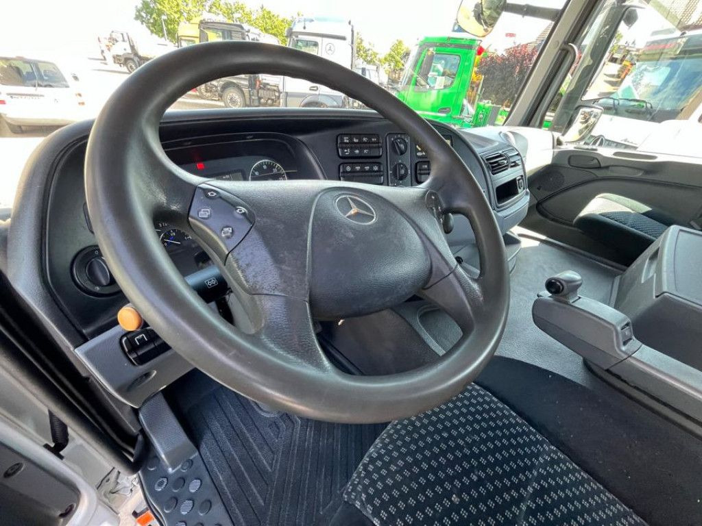 Mercedes-Benz Actros 1841 K 2-Achs Kipper Kran Funk/2xhydr+Gre - Camión volquete, Camión grúa: foto 5 Mercedes-Benz Actros 1841 K 2-Achs Kipper Kran Funk/2xhydr+Gre - Camión volquete, Camión grúa: foto 5