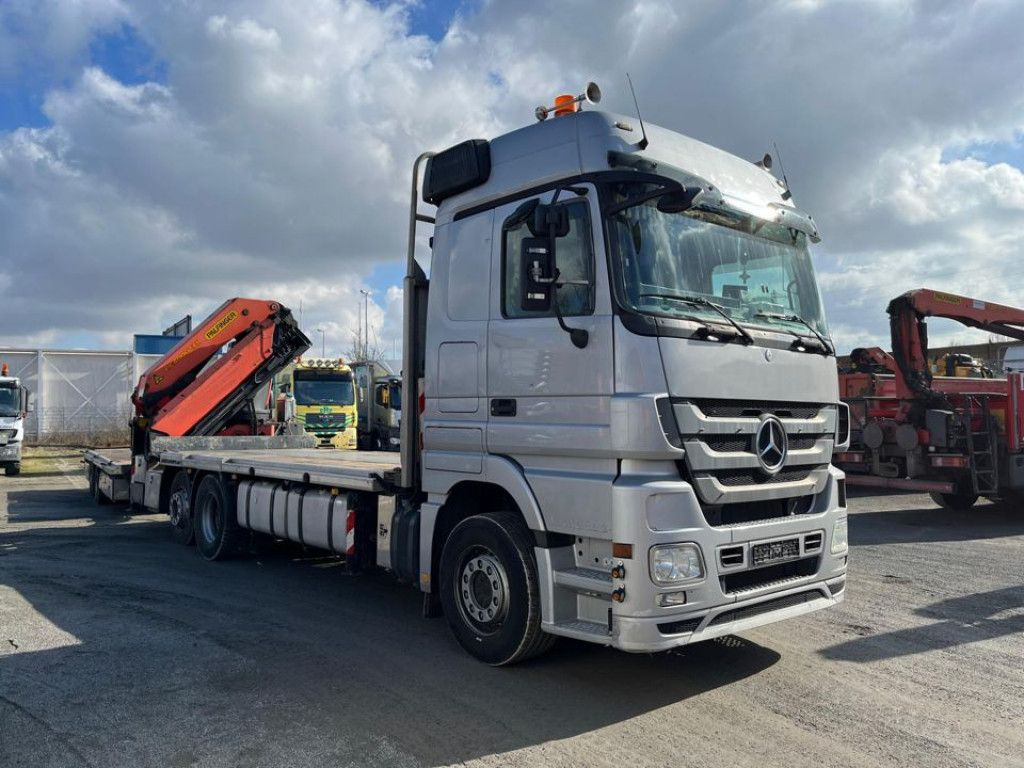 Mercedes-Benz Actros 2541 Pritsche Heckkran Palfinger PK 40002 - Camión caja abierta, Camión grúa: foto 2 Mercedes-Benz Actros 2541 Pritsche Heckkran Palfinger PK 40002 - Camión caja abierta, Camión grúa: foto 2