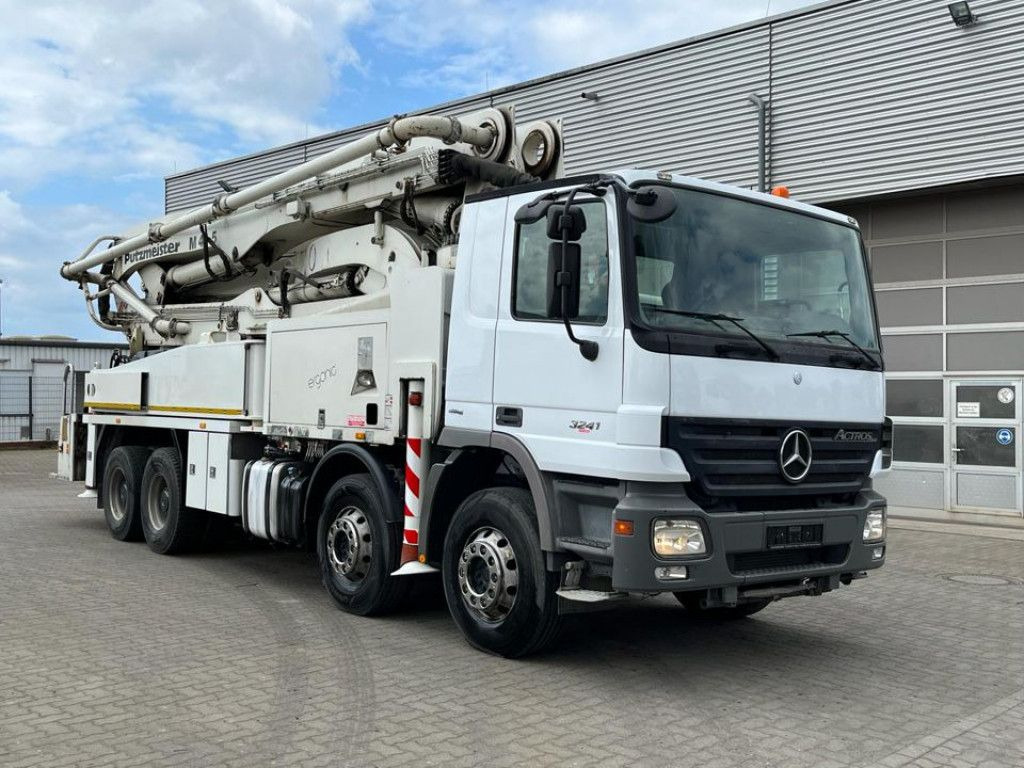 Mercedes-Benz Actros 3241 B 8x4 Betonpumpe Putzmeister 42m - Camión bomba de hormigón: foto 5 Mercedes-Benz Actros 3241 B 8x4 Betonpumpe Putzmeister 42m - Camión bomba de hormigón: foto 5