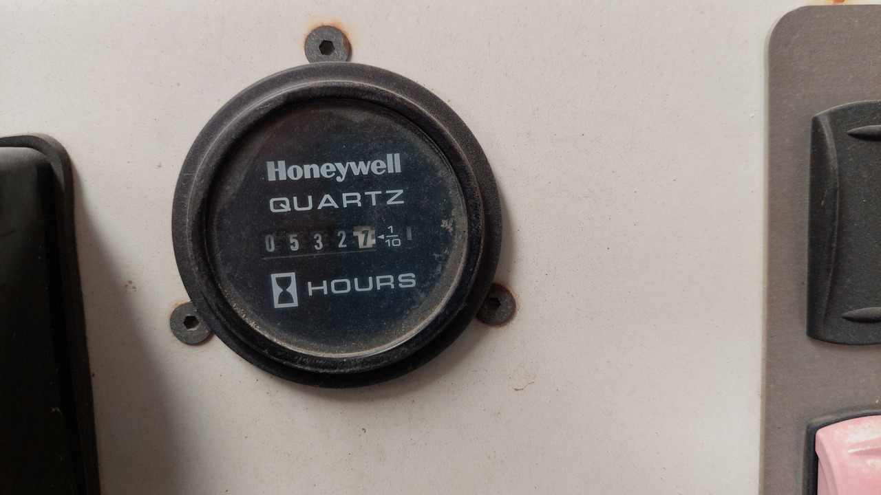 CBL2000E belt loader Charlatte - Cargadora de banda: foto 3 CBL2000E belt loader Charlatte - Cargadora de banda: foto 3