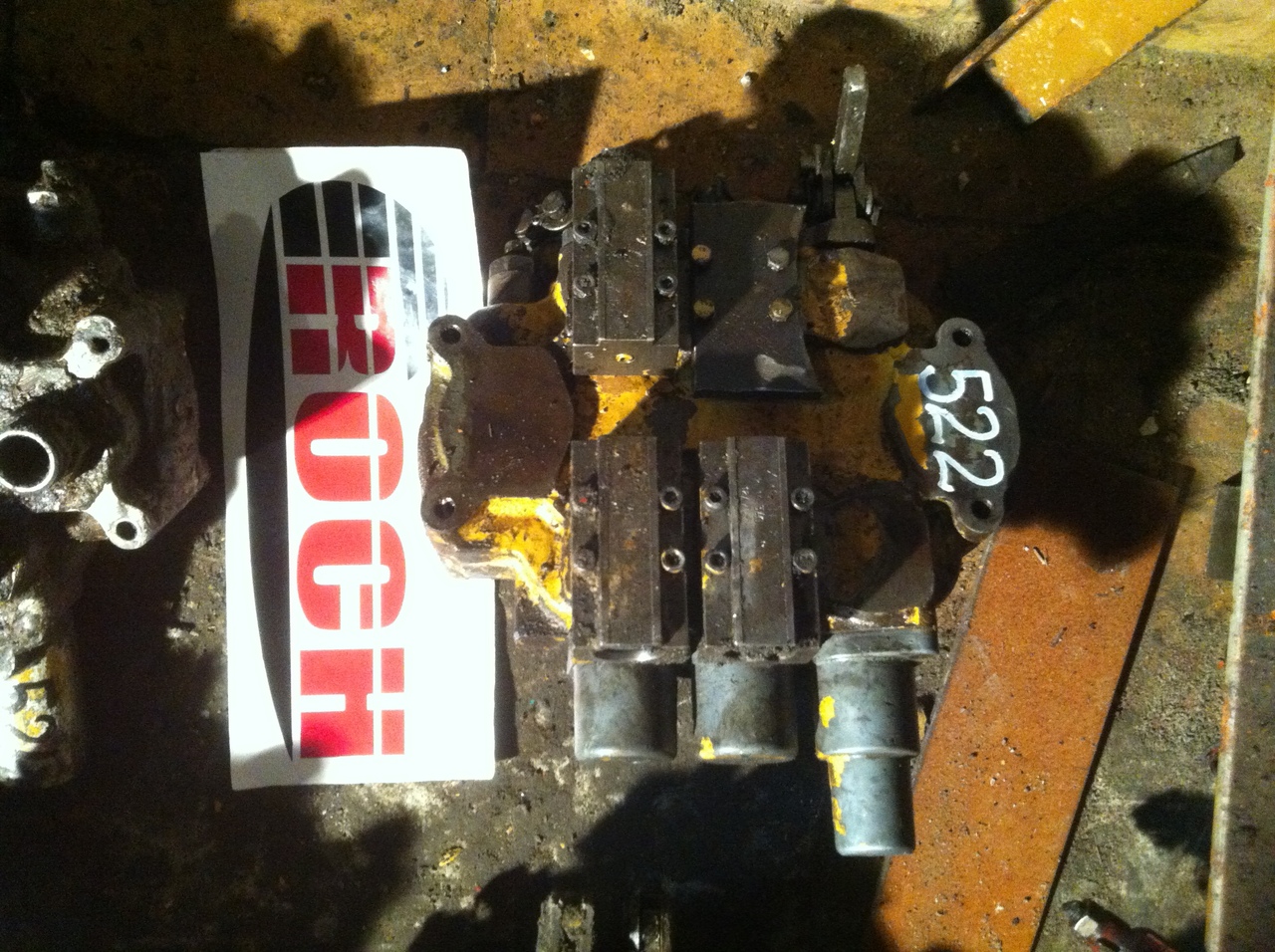 REXROTH AG4797-1 Q 280ATU - 3 SEKCYJNY - Válvula hidráulica para Maquinaria de construcción: foto 1 REXROTH AG4797-1 Q 280ATU - 3 SEKCYJNY - Válvula hidráulica para Maquinaria de construcción: foto 1