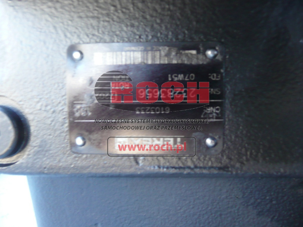 TEREX 6103233 - Bomba hidráulica: foto 2 TEREX 6103233 - Bomba hidráulica: foto 2