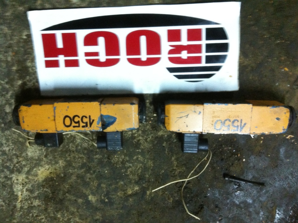 VICKERS DG4V-3-6C HMU H7 60 EN5 - 1 SEKCYJNY + CEWKI - Válvula hidráulica para Maquinaria de construcción: foto 1 VICKERS DG4V-3-6C HMU H7 60 EN5 - 1 SEKCYJNY + CEWKI - Válvula hidráulica para Maquinaria de construcción: foto 1
