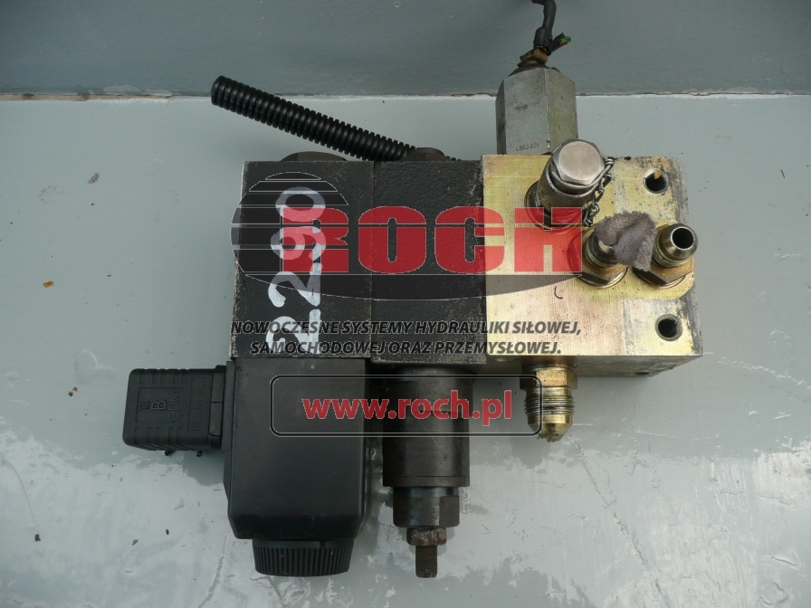 VICKERS DGMX23PPFWB10EN80 - 1 SEKCYJNA + DG4-3S 2ALMUH560 + H507848 24VDC 30W - Válvula hidráulica para Maquinaria de construcción: foto 1 VICKERS DGMX23PPFWB10EN80 - 1 SEKCYJNA + DG4-3S 2ALMUH560 + H507848 24VDC 30W - Válvula hidráulica para Maquinaria de construcción: foto 1