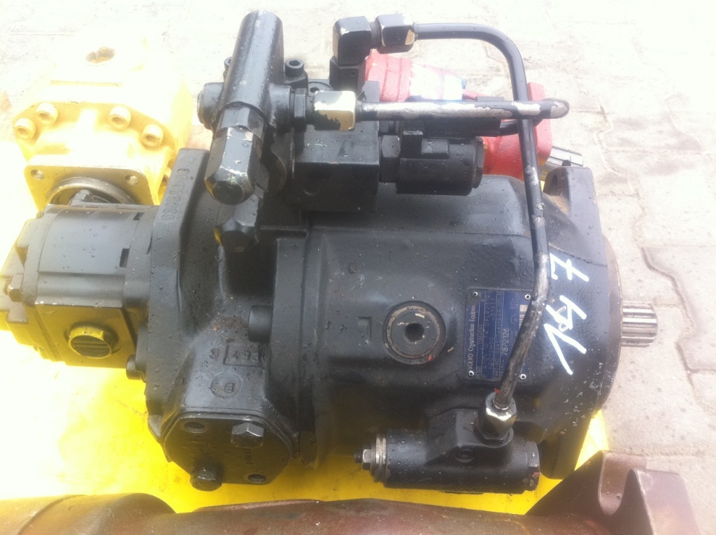 VOLVO A10VO74DFLR/31R-S1337VSC12H00 02431764 - Bomba hidráulica para Retroexcavadora: foto 1 VOLVO A10VO74DFLR/31R-S1337VSC12H00 02431764 - Bomba hidráulica para Retroexcavadora: foto 1