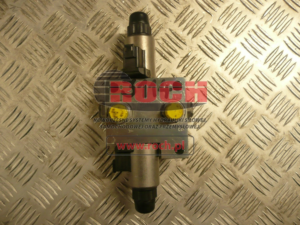 WIRTGEN 2349306 3877687- 1 SEKCYJNY + 03877655A 160323023P + 3091665 12VDC 5,4 OHM X 2 - Válvula hidráulica: foto 2 WIRTGEN 2349306 3877687- 1 SEKCYJNY + 03877655A 160323023P + 3091665 12VDC 5,4 OHM X 2 - Válvula hidráulica: foto 2