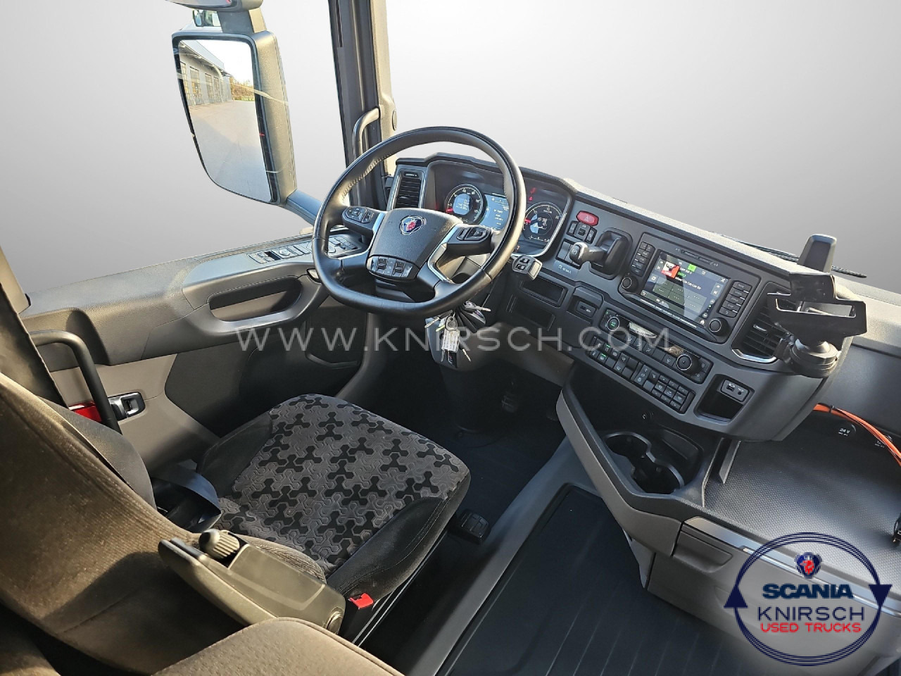 Cabeza tractora SCANIA R 450 A4x2LA Retarder Standklima: foto 15 Cabeza tractora SCANIA R 450 A4x2LA Retarder Standklima: foto 15