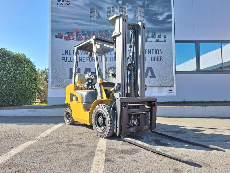 Caterpillar GP25NT - Carretilla elevadora de gas: foto 2 Caterpillar GP25NT - Carretilla elevadora de gas: foto 2