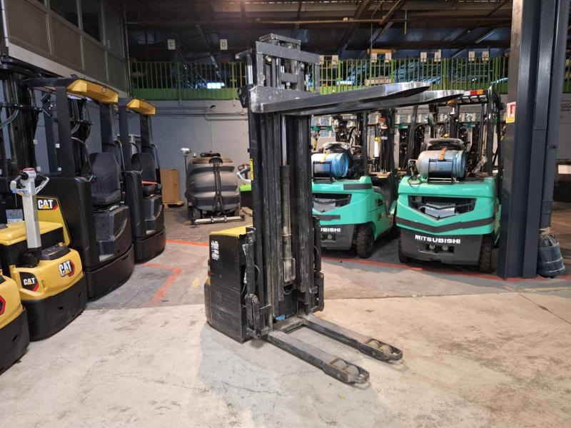 Apilador Caterpillar NSP16N2: foto 12
