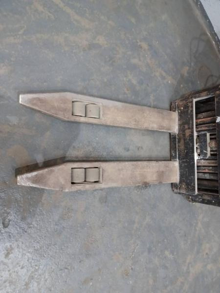 Apilador Caterpillar NSR16N: foto 8