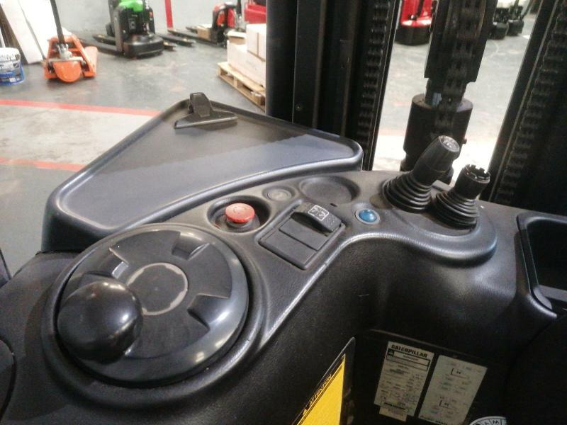 Apilador Caterpillar NSR16N: foto 7