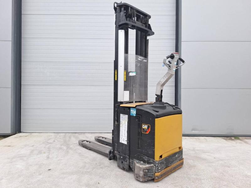Caterpillar NSV16Ni - Apilador: foto 5 Caterpillar NSV16Ni - Apilador: foto 5