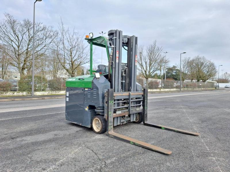Combilift CBE2500 - Carretilla de 4 vías: foto 2 Combilift CBE2500 - Carretilla de 4 vías: foto 2