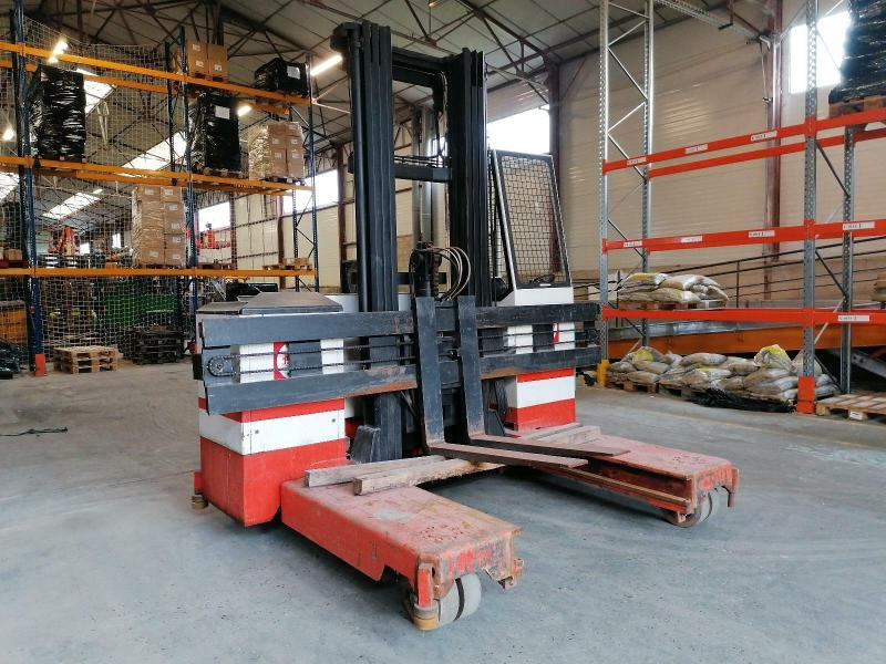 Combilift ESA30 - Carretilla de 4 vías: foto 1 Combilift ESA30 - Carretilla de 4 vías: foto 1