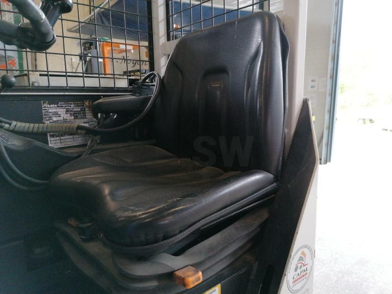 Combilift ESA30 - Carretilla de 4 vías: foto 5 Combilift ESA30 - Carretilla de 4 vías: foto 5