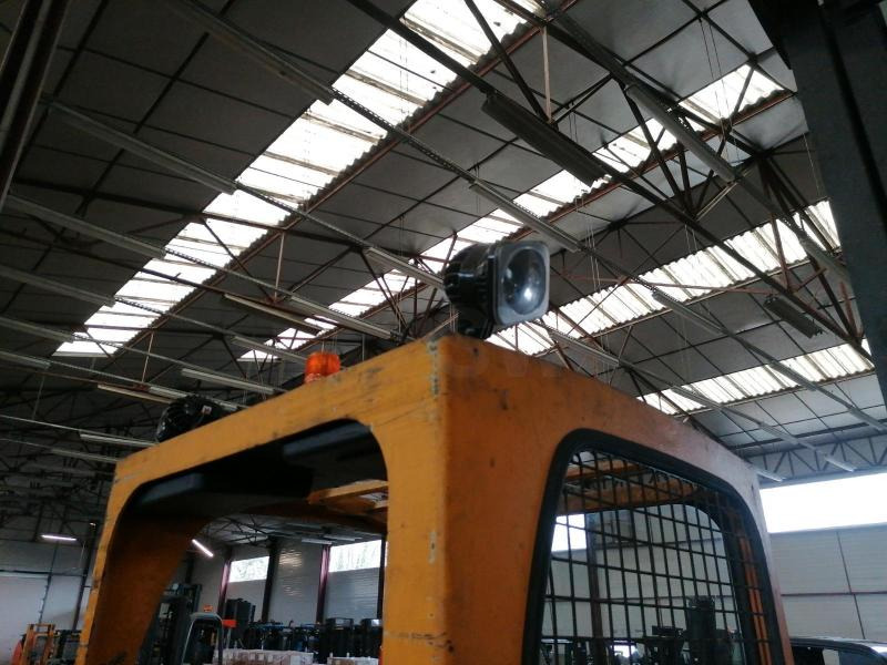 Carretilla de 4 vías Hubtex MQ30: foto 14