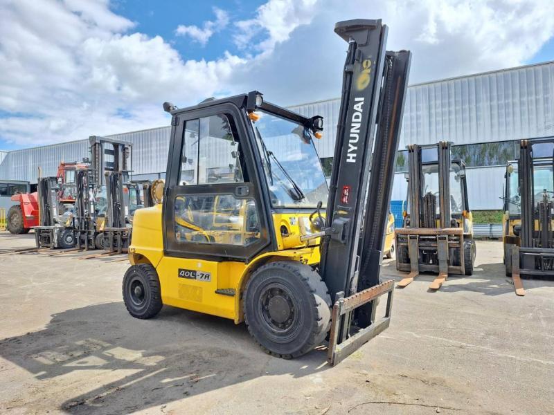 Hyundai 40L-7A - Carretilla elevadora de gas: foto 2 Hyundai 40L-7A - Carretilla elevadora de gas: foto 2