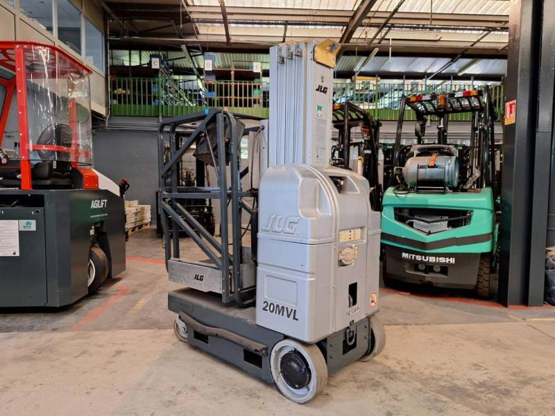 JLG 20MVL - Plataforma de mástil vertical: foto 1 JLG 20MVL - Plataforma de mástil vertical: foto 1