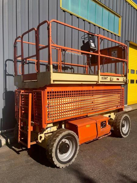 JLG 3369 LE - Plataforma de mástil vertical: foto 2 JLG 3369 LE - Plataforma de mástil vertical: foto 2