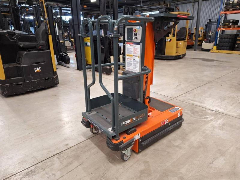 JLG POWER PICKER - Plataforma de mástil vertical: foto 2 JLG POWER PICKER - Plataforma de mástil vertical: foto 2