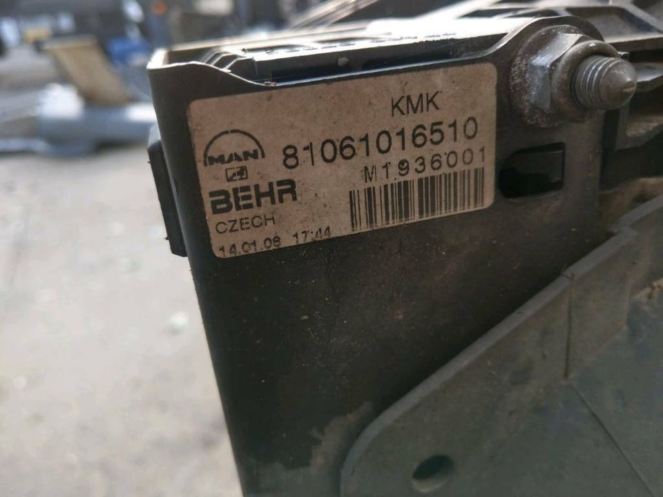 MAN Kühler LLK TGS 26.320 D2066 - Sistema de refrigeración para Camión: foto 1 MAN Kühler LLK TGS 26.320 D2066 - Sistema de refrigeración para Camión: foto 1