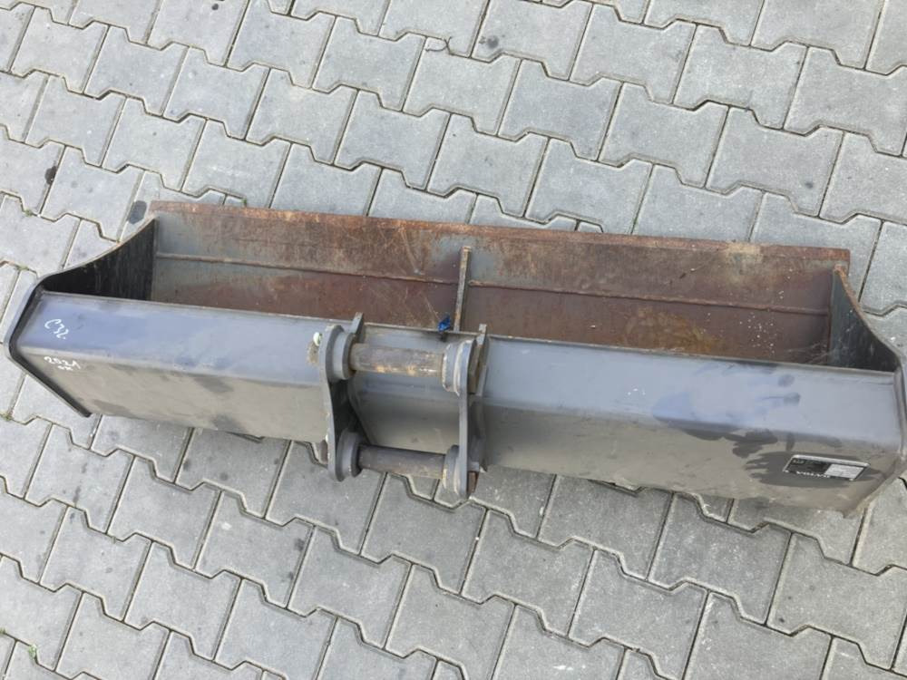 Volvo Böschungslöffel starr - Festanbau - Retroexcavadora: foto 2 Volvo Böschungslöffel starr - Festanbau - Retroexcavadora: foto 2