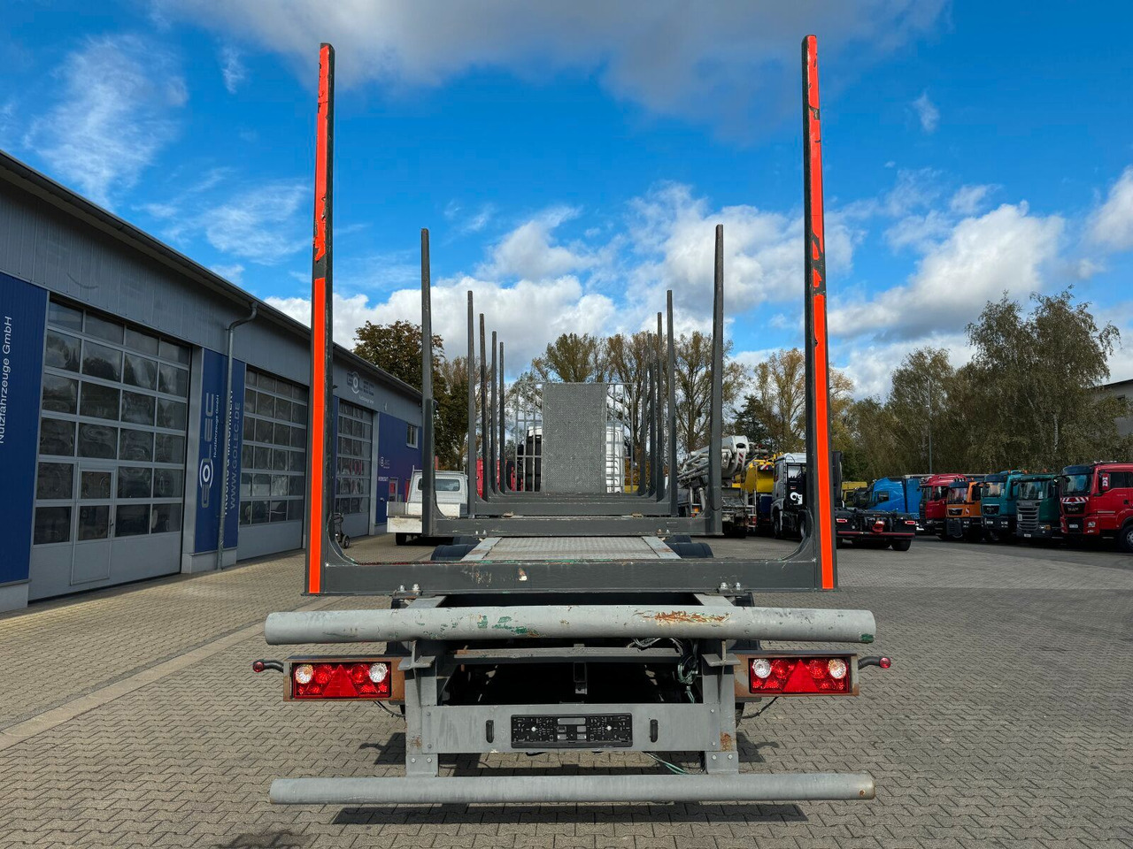 BLUMHARDT SAL.40.24 Holztransporter 3 Achse - Semirremolque maderero: foto 4 BLUMHARDT SAL.40.24 Holztransporter 3 Achse - Semirremolque maderero: foto 4
