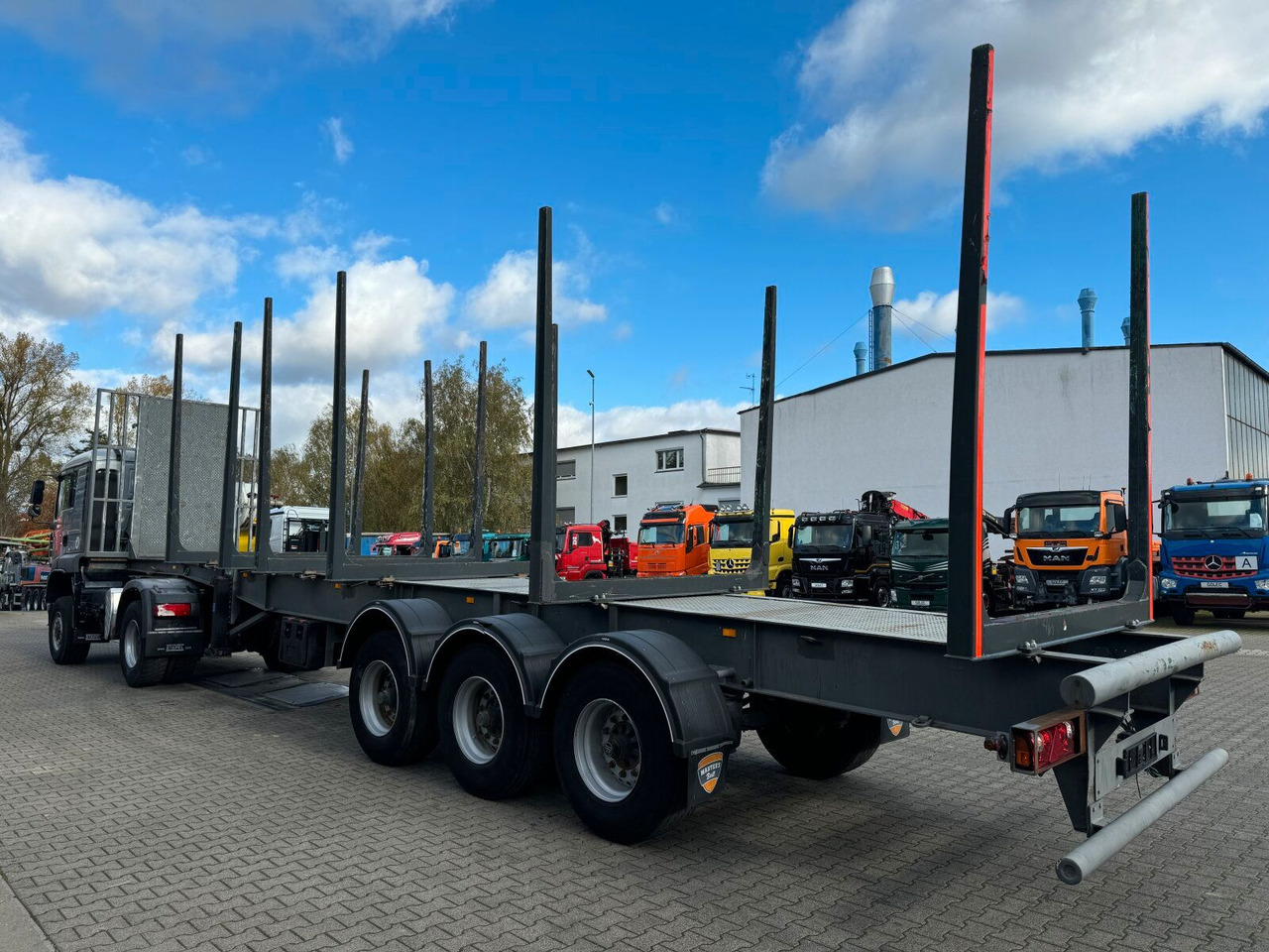 BLUMHARDT SAL.40.24 Holztransporter 3 Achse - Semirremolque maderero: foto 5 BLUMHARDT SAL.40.24 Holztransporter 3 Achse - Semirremolque maderero: foto 5