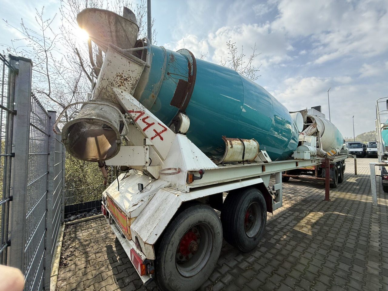 Betonmischer-Auflieger Stetter 10 m³ mit Motor - Camión hormigonera: foto 2 Betonmischer-Auflieger Stetter 10 m³ mit Motor - Camión hormigonera: foto 2